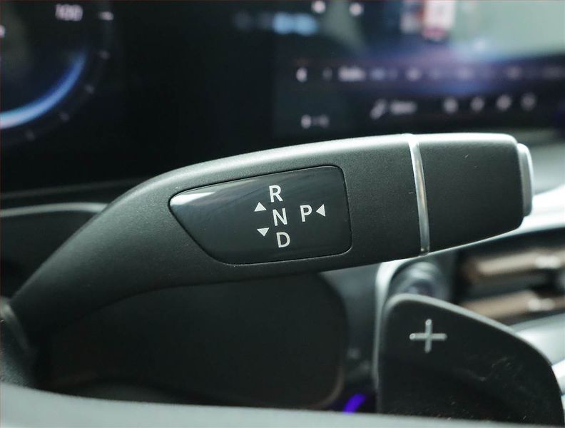 Mercedes-Benz EQC (2022) 400 4MATIC, SoH 95% - fotka 13 z 21