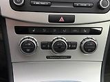Volkswagen Passat (2012) 1.6 TDI 77 kW Comfortline - náhled 15