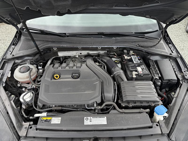 Volkswagen Golf (2019) 1.5 TSI DSG IQ DRIVE WEBASTO - fotka 13 z 13
