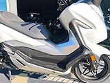 Honda Forza 300 ABS (2018) Smart box, Vyhřívané rukojeti, - náhled 10