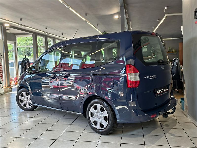 Ford Tourneo Courier 1.5 TDCi VÝHŘEVY, PDC, ČR, DPH - fotka 5 z 24