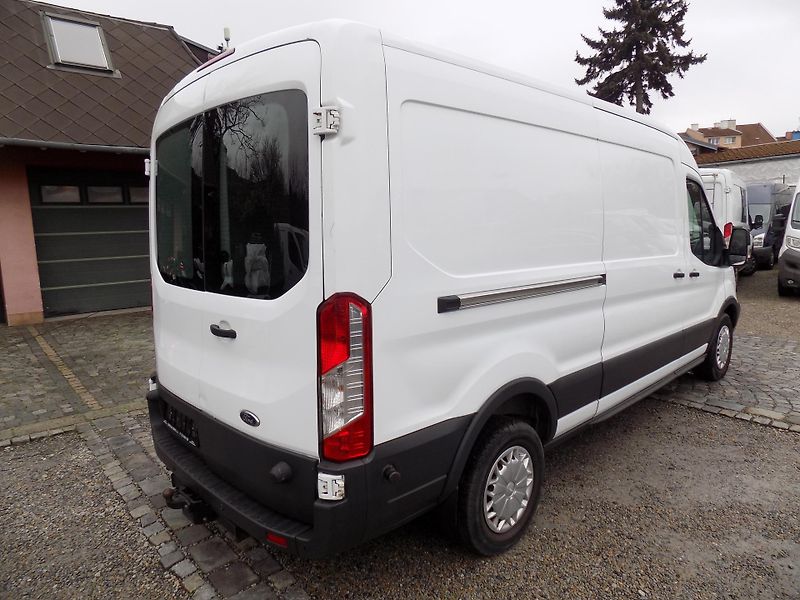 Ford Transit 2,2 TDCI 92 KW L3H2 KLIMA TZ - fotka 11 z 41