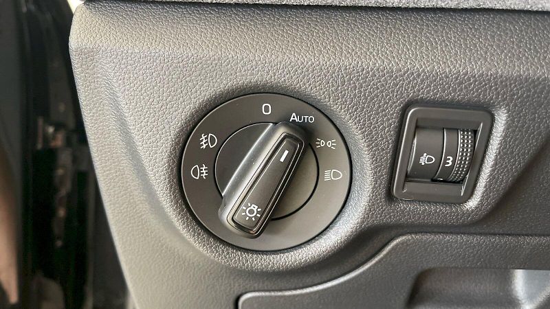 Škoda Kamiq (2025) Selection 1.0TSI 85kw - fotka 18 z 28
