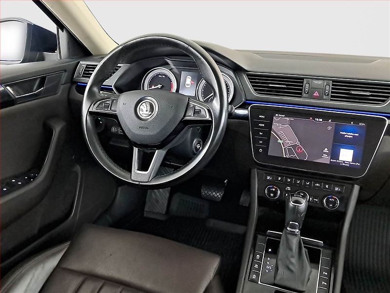 Škoda Superb (2018) Laurin&Klement 2.0 TSI - fotka 7 z 16