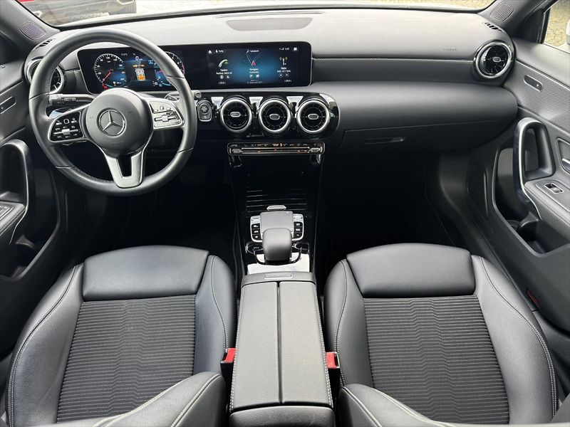 Mercedes-Benz Třídy A A 200 Progressive - fotka 23 z 29