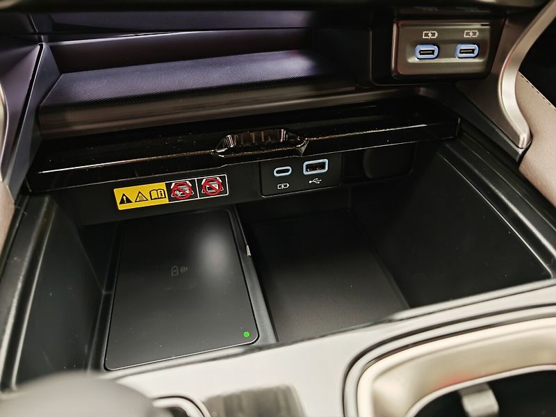 Lexus RX 450h+ Plug-in Hybrid EXECUTIVE - fotka 17 z 17