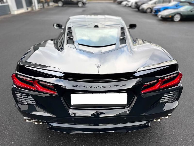 Chevrolet Corvette (2026) C8 Stingray 3LT Magnetic Lift - fotka 7 z 22