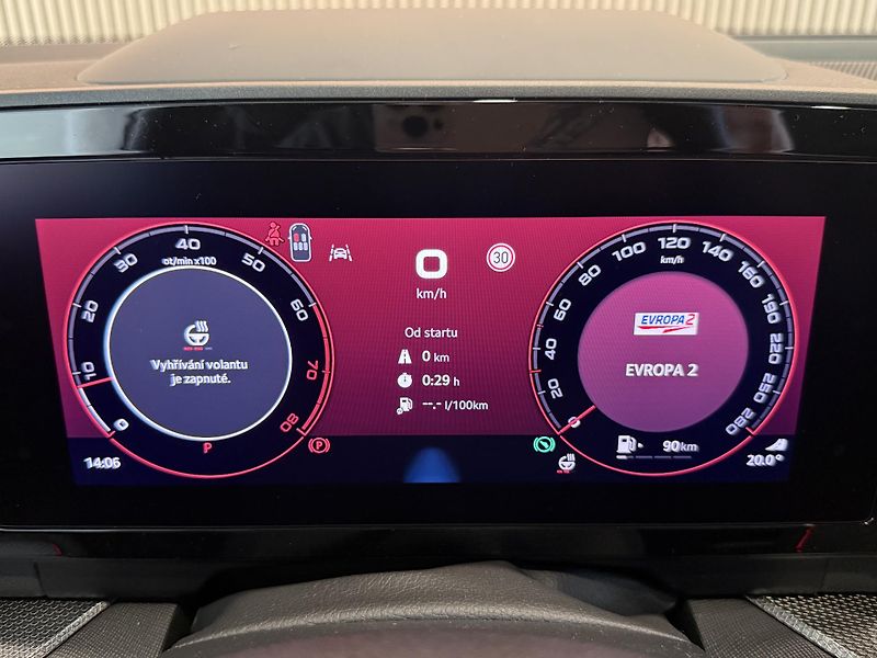Škoda Kodiaq RS TSI Nez.Top Záruka Tažné CZ - fotka 24 z 48