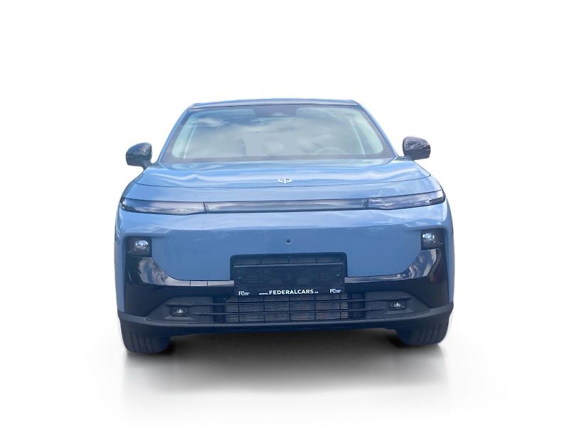 Leapmotor B10 (2026) Design Hybrid EV       - fotka 8 z 15