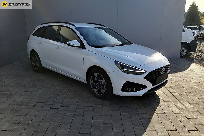 Hyundai i30 (2026) 26 WG 1,0 T-GDI MT GO CZECH - fotka 2 z 10