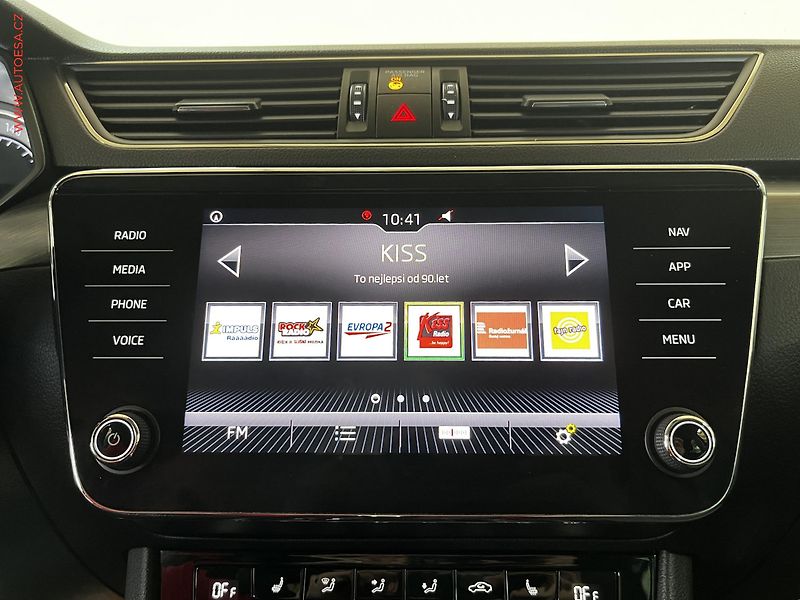 Škoda Superb (2019) 2.0TDi, Style - fotka 14 z 19