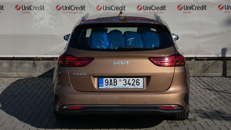 Kia Ceed 1.5 T-GDI 118kW SPIN - fotka 4 z 22