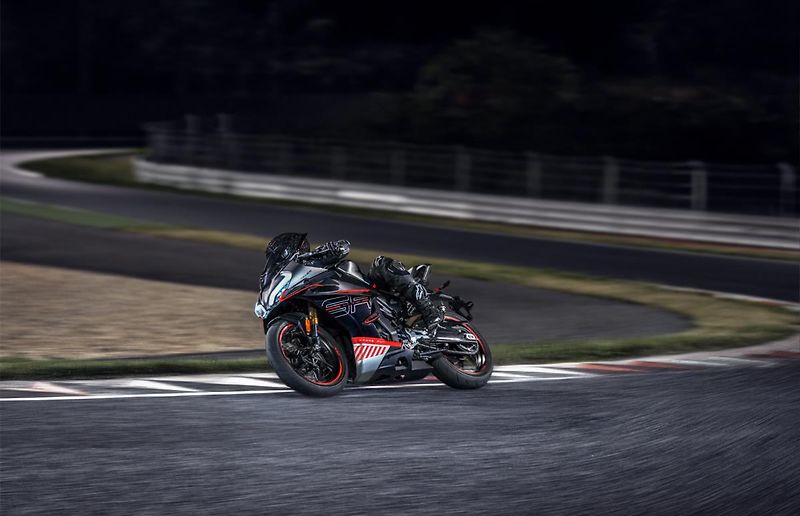 CFMOTO (2025) 450SR 25  E5+ - fotka 6 z 8