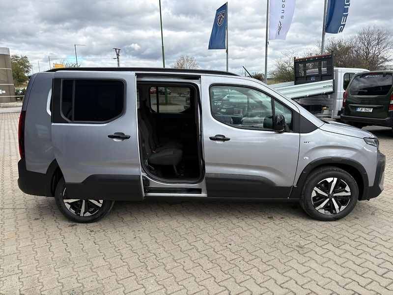 Peugeot Rifter (2026) LONG GT BlueHDi 130 EAT8 - fotka 11 z 32