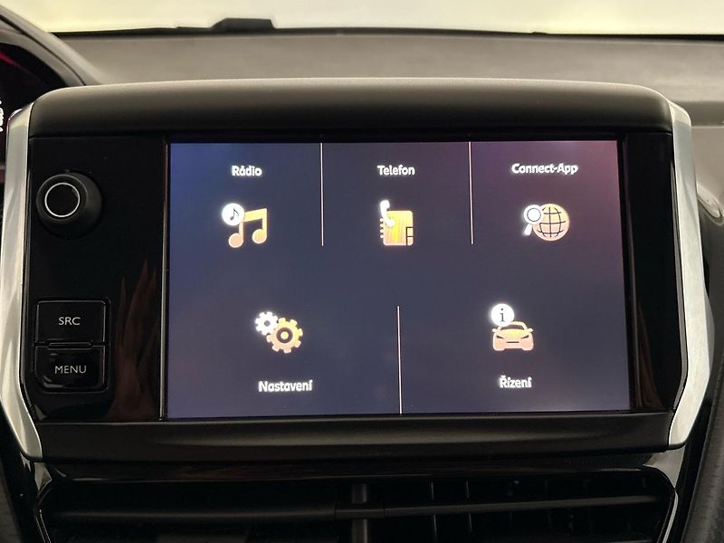 Peugeot 2008 (2017) GT-Line 1.6 BlueHDi 100K MAN5 - fotka 12 z 33