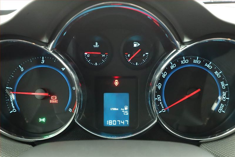 Chevrolet Cruze (2010) 2.0 VCDi, ČR,1.maj, CZ doklady - fotka 8 z 15