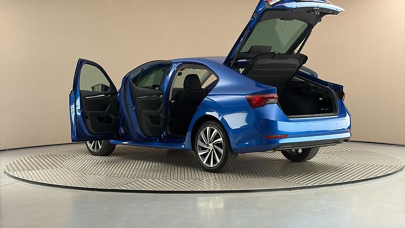 Škoda Octavia 2.0 TDI Style - fotka 7 z 27