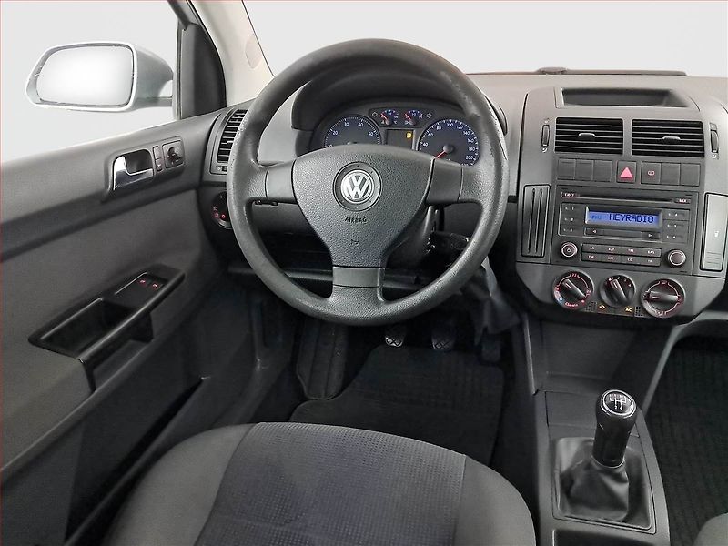 Volkswagen Polo (2007) 1.2, po STK, jezdí výborně - fotka 7 z 14