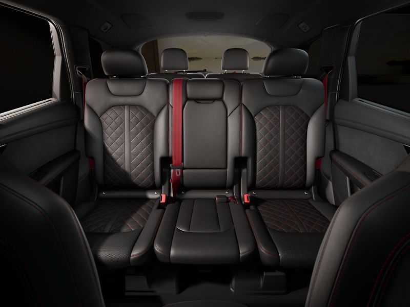 Audi Q7 3,0 TDI V6 - Limitovaná edice - fotka 9 z 9