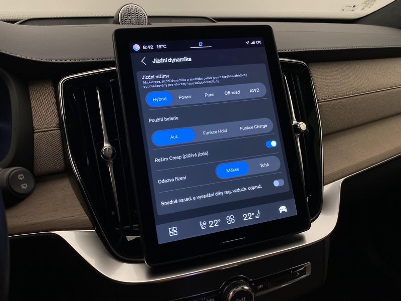 Volvo XC90 T8 AWD RECHARGE BRIGHT ULTRA 7 - fotka 54 z 73