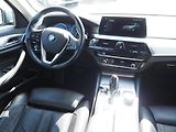 BMW Řada 5 (2018) 520d xDrive, HeadUp, Key - náhled 18