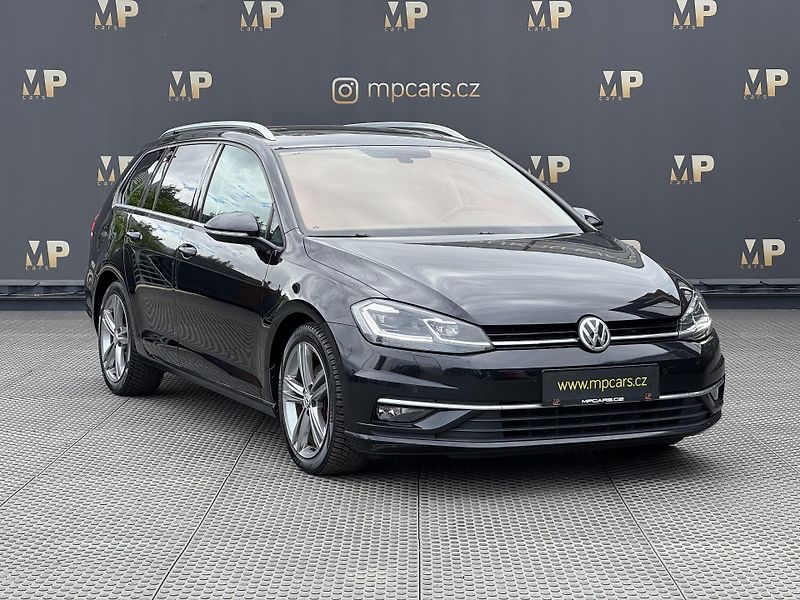 Volkswagen Golf (2017) VII 1.4TSi MAN Highline, RZV - fotka 3 z 51