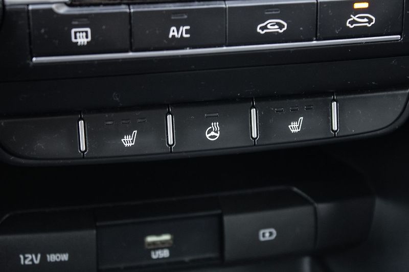 Kia Ceed - fotka 18 z 25