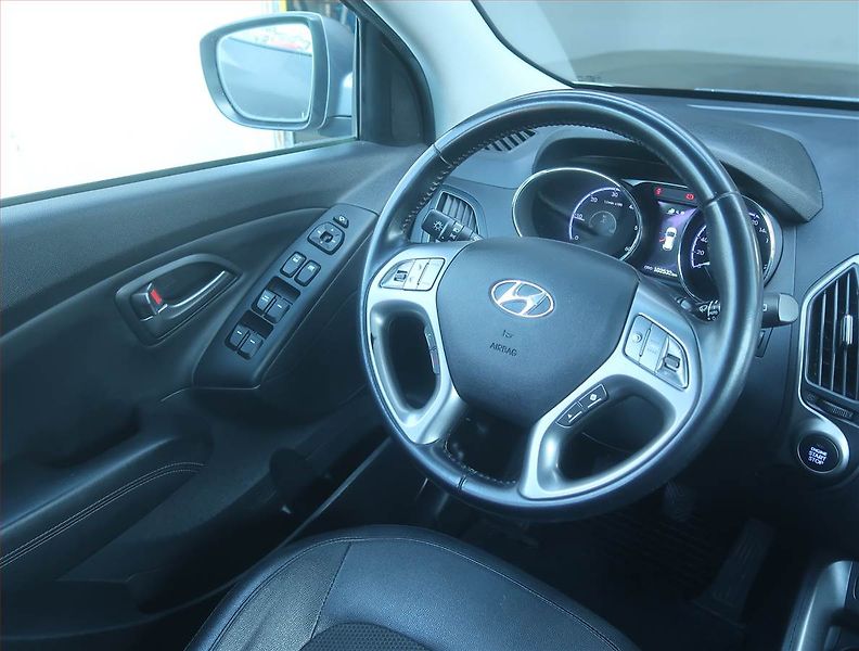 Hyundai ix35 (2015) 1.7 CRDi, Serv.kniha, Kůže - fotka 7 z 16