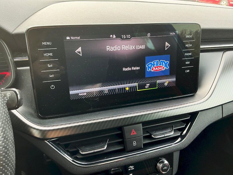 Škoda Kamiq (2021) 1.0 TSI DSG Monte Carlo - fotka 24 z 31