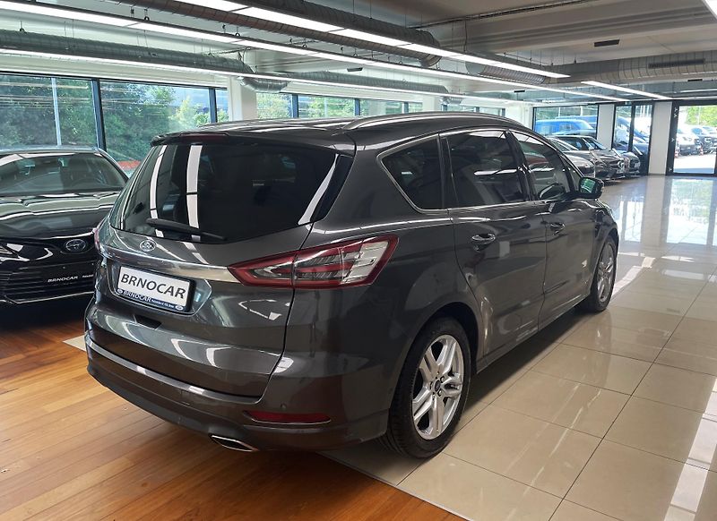 Ford S-MAX Titanium 132kW AT AWD, 7 MÍST - fotka 6 z 34