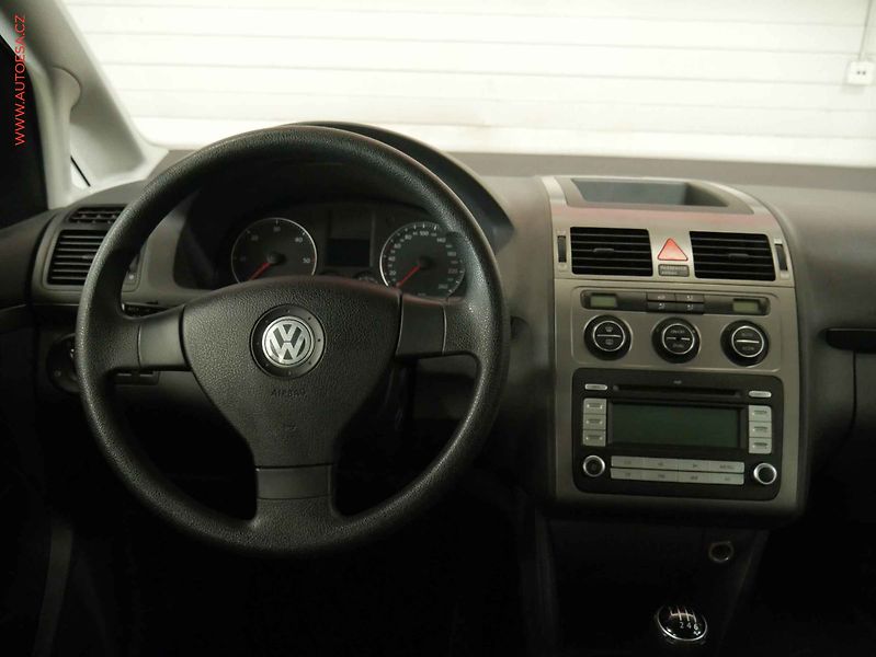 Volkswagen Touran (2007) 1.9TDI - fotka 11 z 15