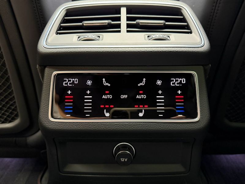 Audi RS 6 QUATTRO, MATRIX, VZDUCH, PANO, - fotka 31 z 34