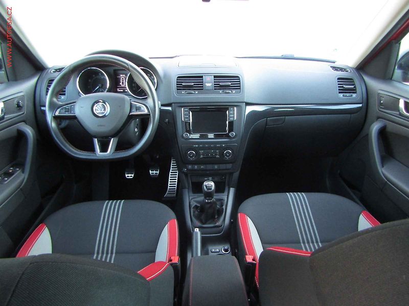 Škoda Yeti (2015) 1.4 TSi, Monte Carlo, bixen - fotka 8 z 17
