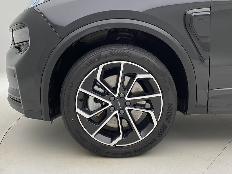 Lynk & Co 01 (2025) CORE PHEV AUT CZ 1.maj - fotka 17 z 96