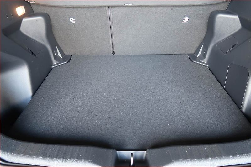 Toyota Yaris Cross (2024) 1.5 VVT-iE - fotka 14 z 21