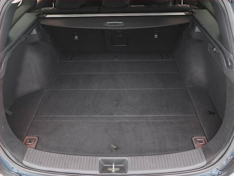 Hyundai i30 (2021) 1.5 T-GDI MHEV, Automat - fotka 12 z 12