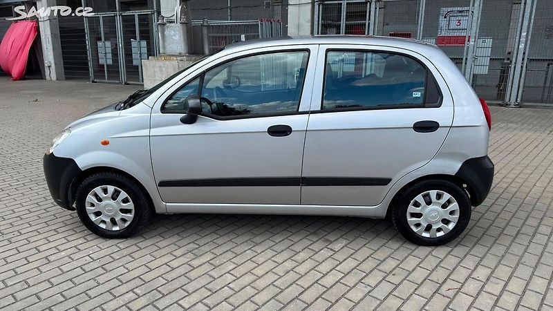 Chevrolet Spark (2005) 0.8i, 38kw Původ ČR 1 maj. - fotka 2 z 17