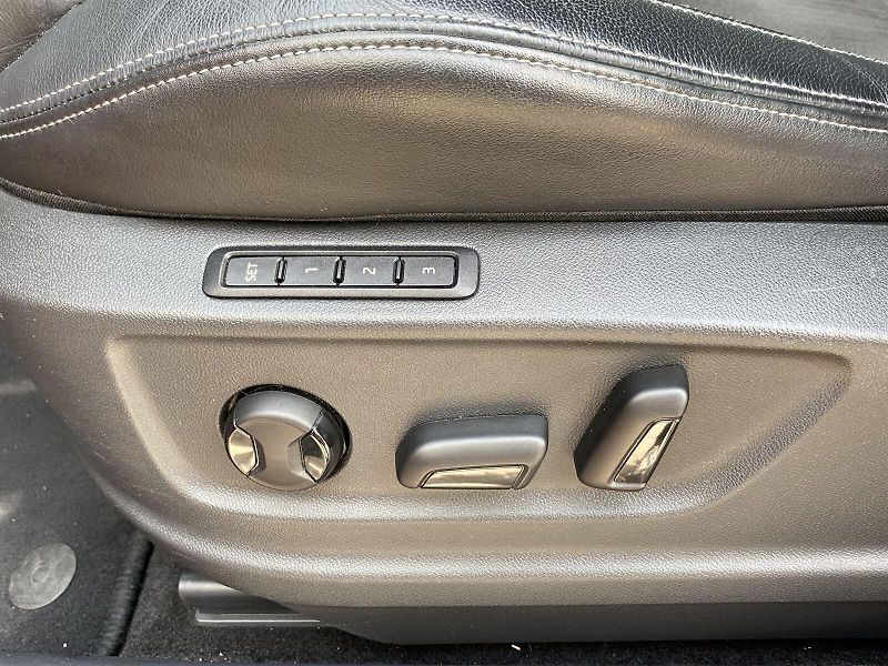 Škoda Karoq (2018) 1.5 TSI DSG Style + - fotka 25 z 40
