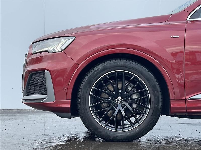 Audi Q7 3,0 TDI quatro S line TAŽNÉ - fotka 21 z 25