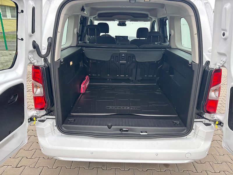 Toyota ProAce City Verso ELECTRIC Business 50kWh - fotka 10 z 26