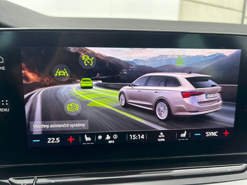 Škoda Octavia (2022) OCT.COM M-HEV STY TS 110/1.5 A - fotka 21 z 27