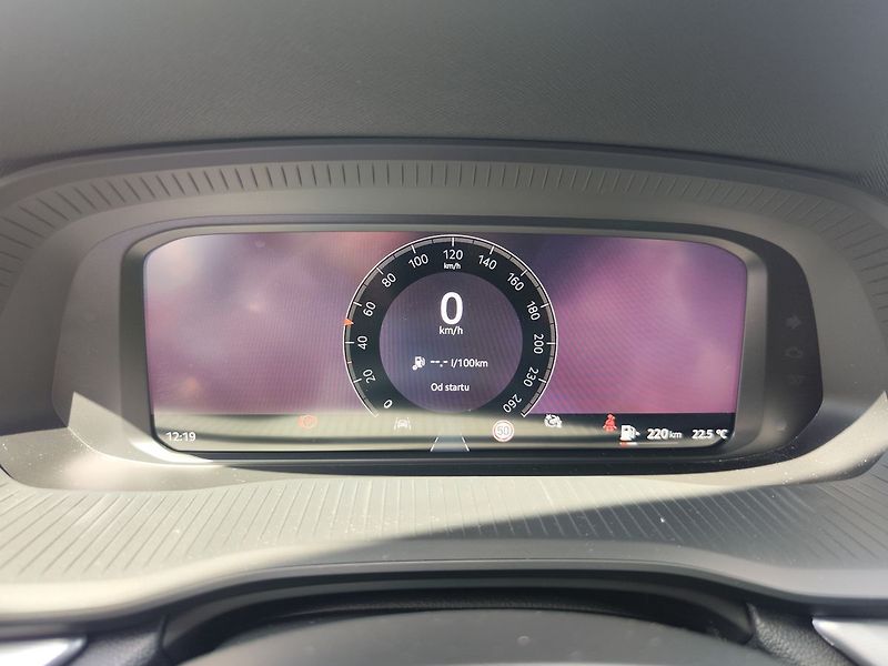 Škoda Octavia 1.5 TSI/85kW Selection - fotka 15 z 32