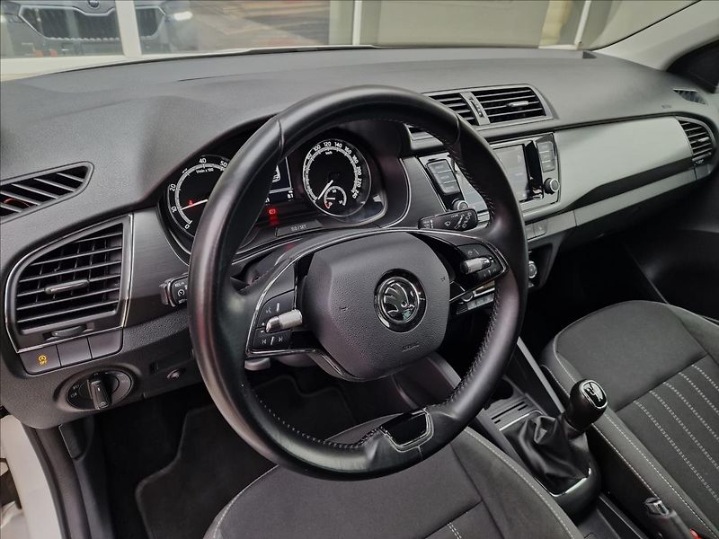 Škoda Fabia 1.0TSI Style, původ ČR,1.Maj. - fotka 20 z 48