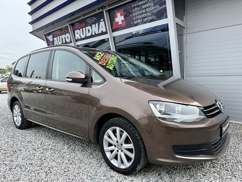 Volkswagen Sharan 2,0 TDI Panorama Automat DSG - fotka 8 z 41