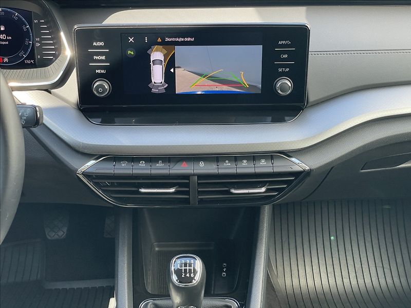 Škoda Octavia 1,5 TSI Ambition Plus LED+ACC - fotka 12 z 24