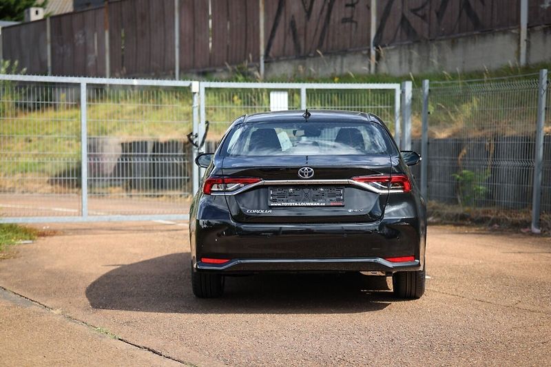 Toyota Corolla SD Comfort Tech dodání konec r - fotka 5 z 25