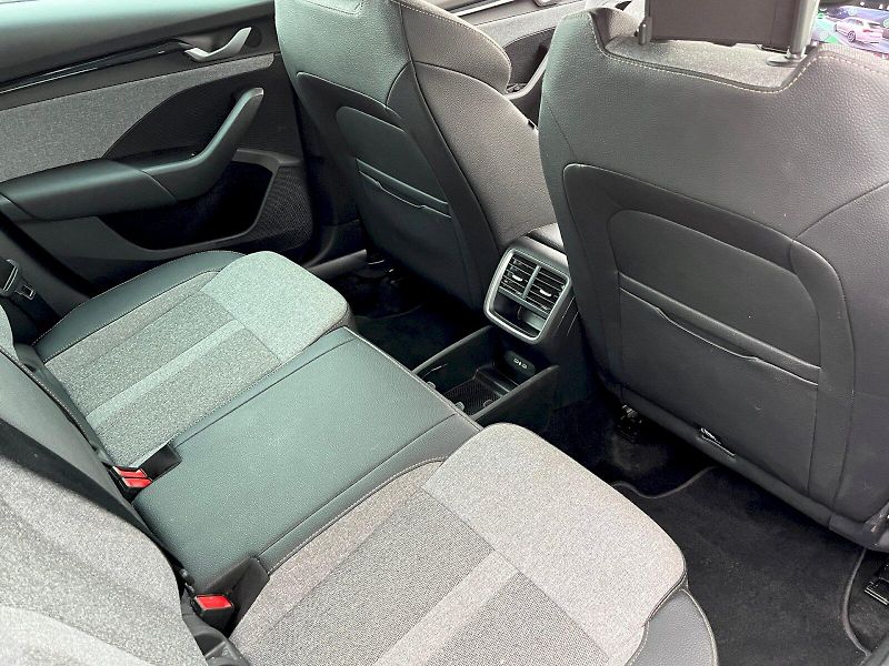 Škoda Octavia (2025) 1.5 TSI 110kW MHEV Top Selecti - fotka 19 z 26