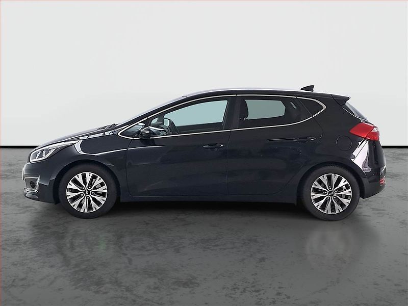 Kia Ceed (2017) 1.6 GDI, ČR,1.maj, Serv.kniha - fotka 3 z 17