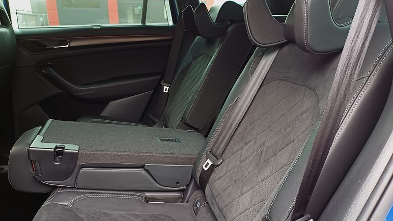Škoda Kodiaq SPORTLINE TDI 147kW WEBASTO-ČR - fotka 20 z 50