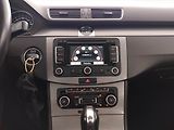 Volkswagen Passat (2011) Comfortline 2.0 TDI, Automat - náhled 12